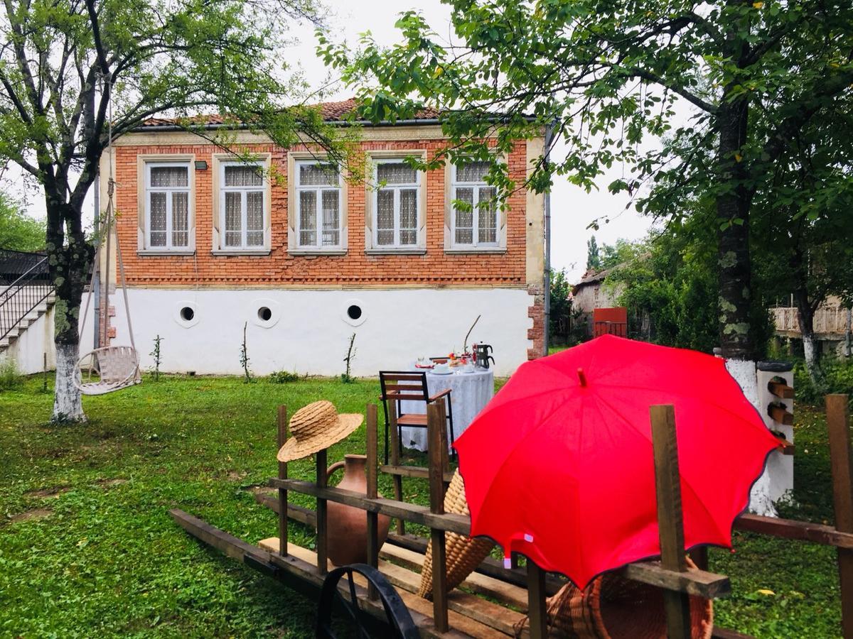 Гостевой дом Lazuri Keria Family Khoni Экстерьер фото